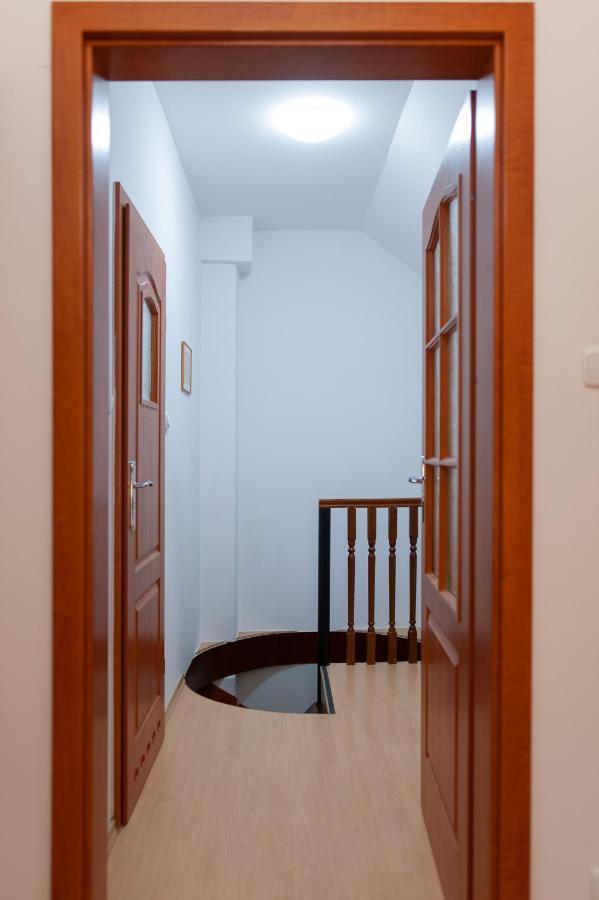 Pod Aniolem Apartzakop *